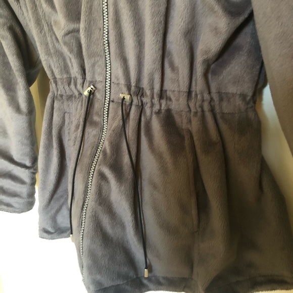 Reversible Jacket - Picture 4 of 6